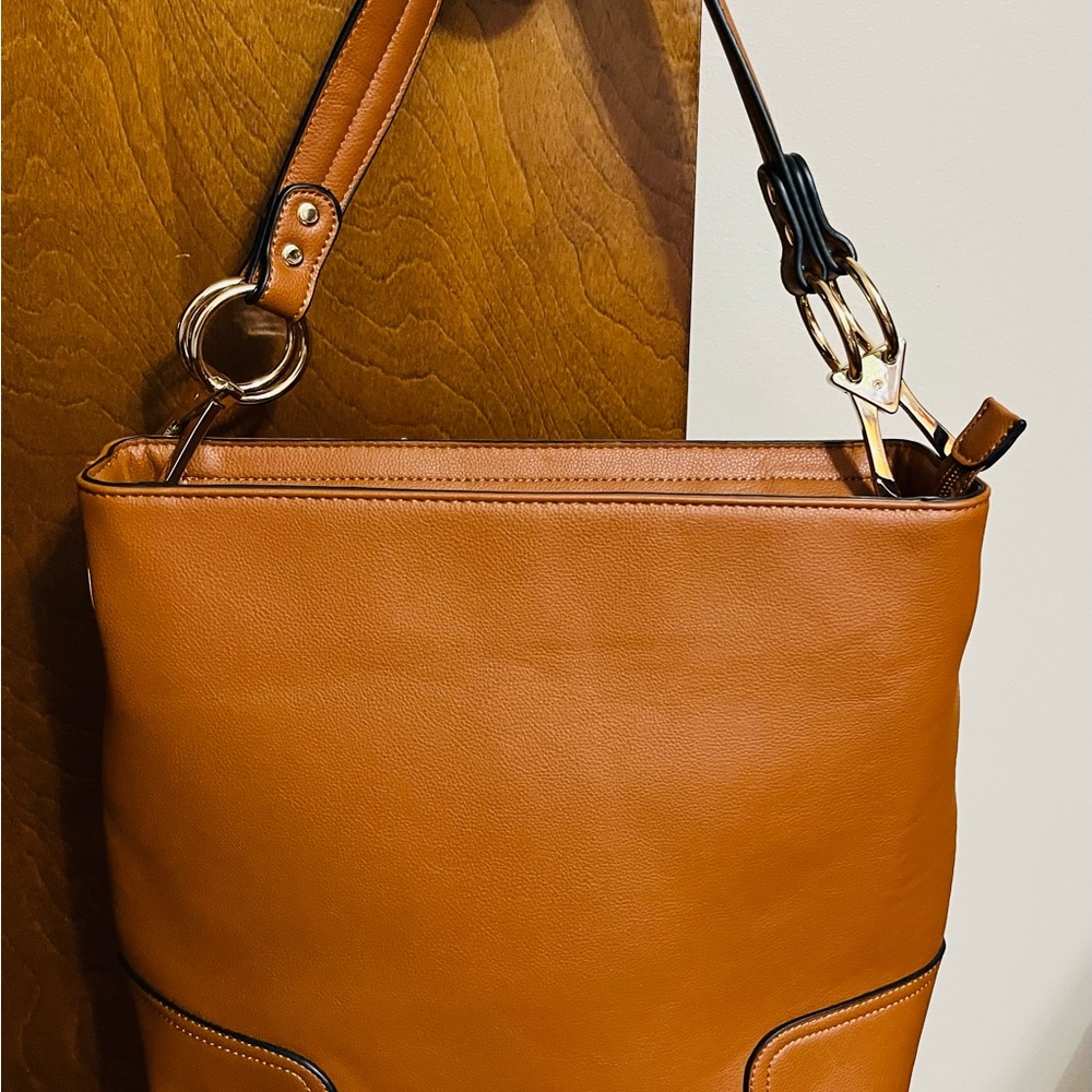 Gorgeous Chestnut Brown Vegan Leather Shoulder Tote Satchel NWOT - Picture 13 of 15
